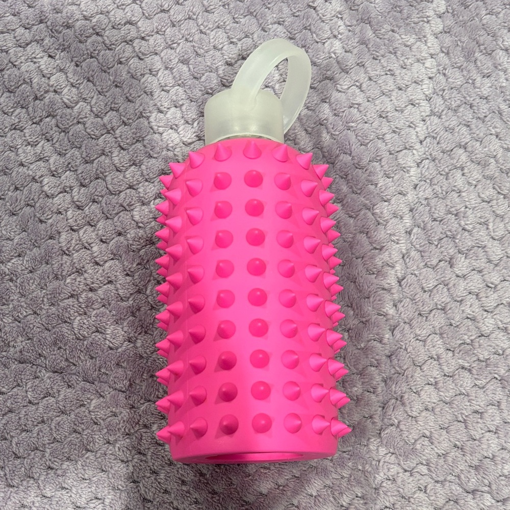 bkr 16oz Hot Pink Spiked Bottle